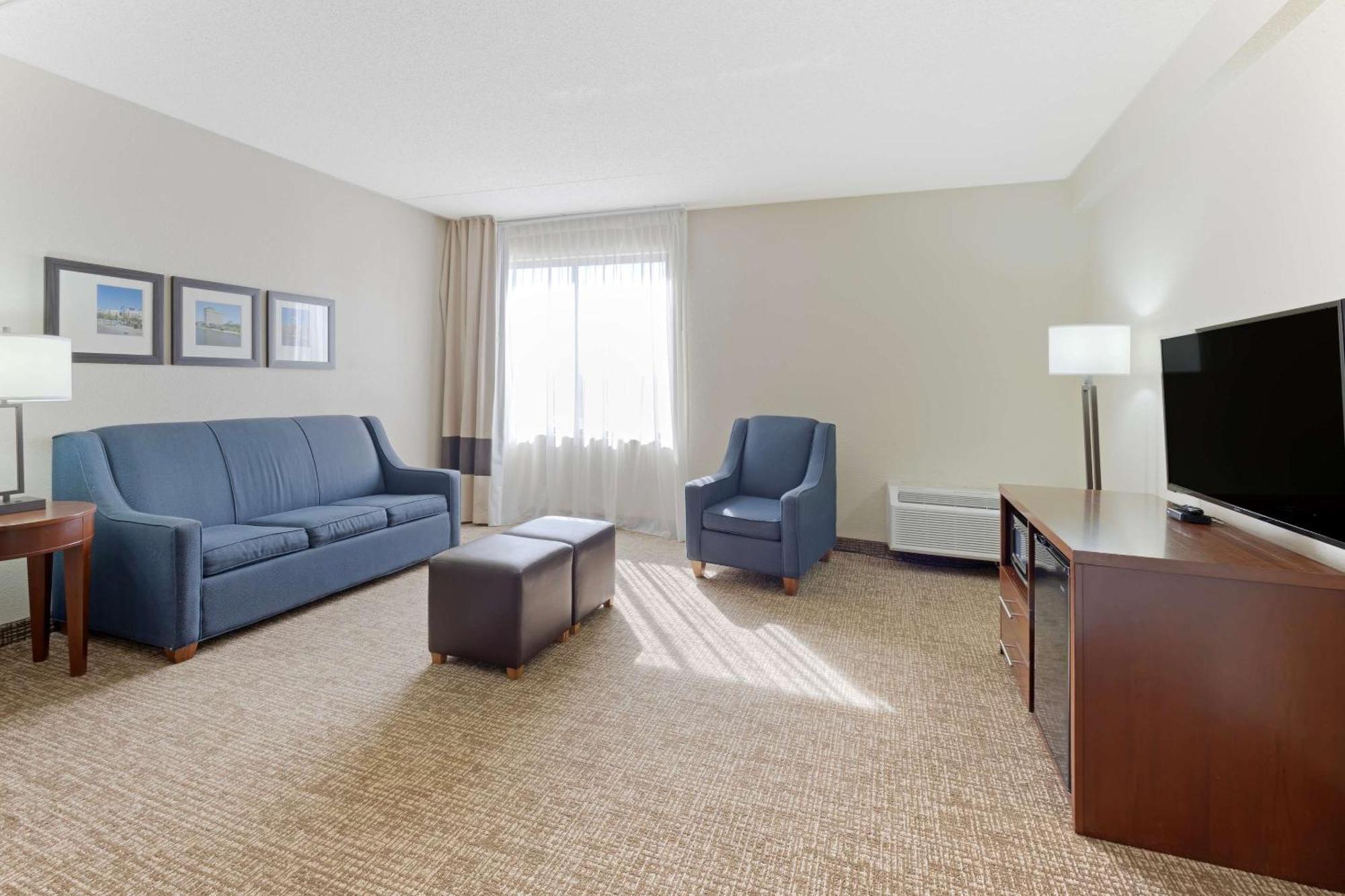 Comfort Inn & Suites Wichita Zewnętrze zdjęcie