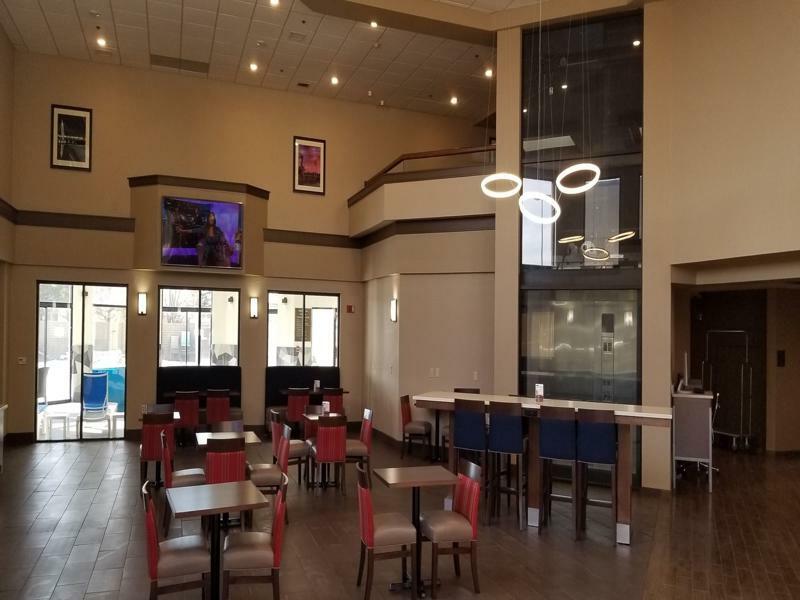 Comfort Inn & Suites Wichita Zewnętrze zdjęcie